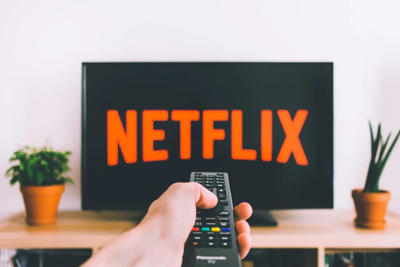 Jak zaktualizować Netflix na telewizorze Samsung i uniknąć problemów